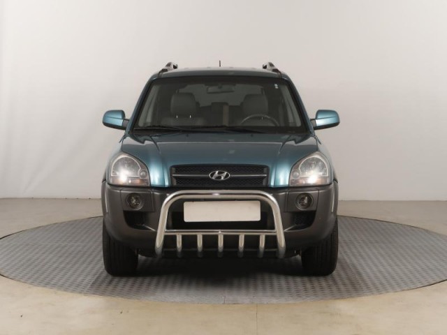 Hyundai Tucson  2.0 i 