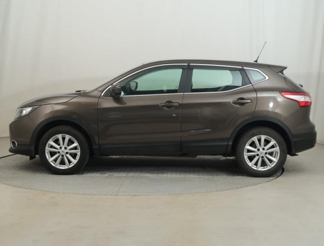 Nissan Qashqai  1.2 DIG-T N-Connecta
