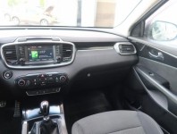 Kia Sorento  2.2 CRDi 
