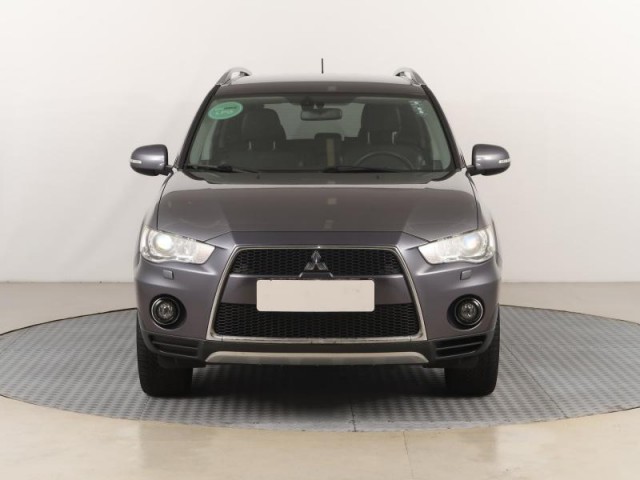 Mitsubishi Outlander  2.4 MIVEC 