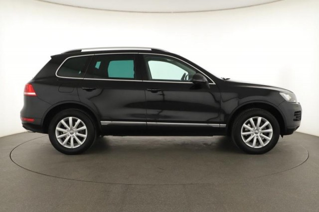 Volkswagen Touareg  3.0 TDI 