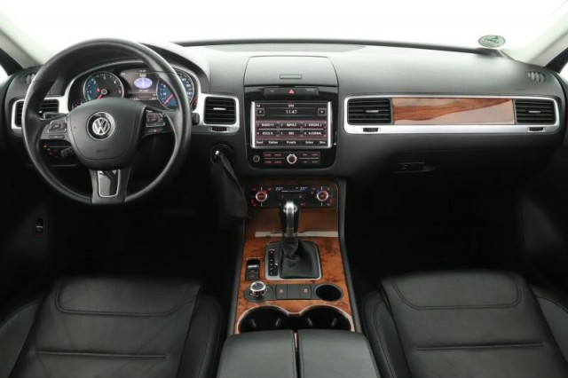 Volkswagen Touareg  3.0 TDI 