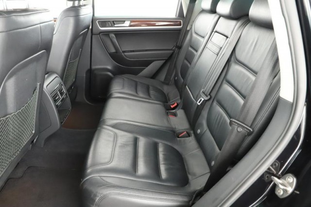 Volkswagen Touareg  3.0 TDI 