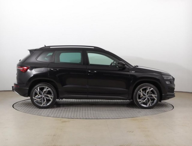 Škoda Karoq  1.5 TSI Sportline