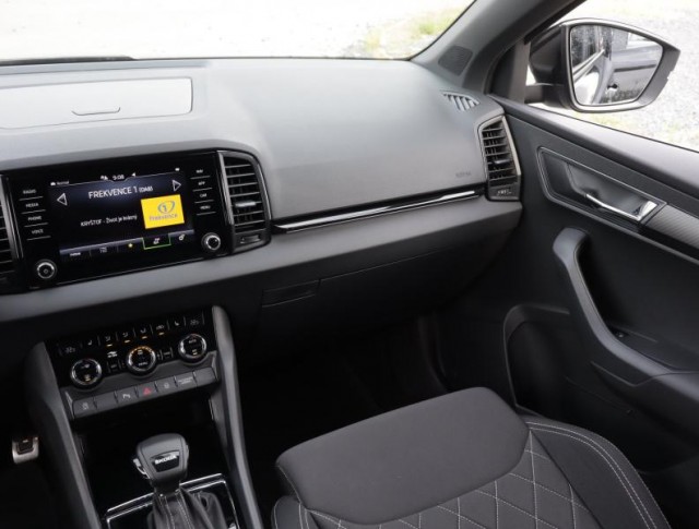 Škoda Karoq  1.5 TSI Sportline