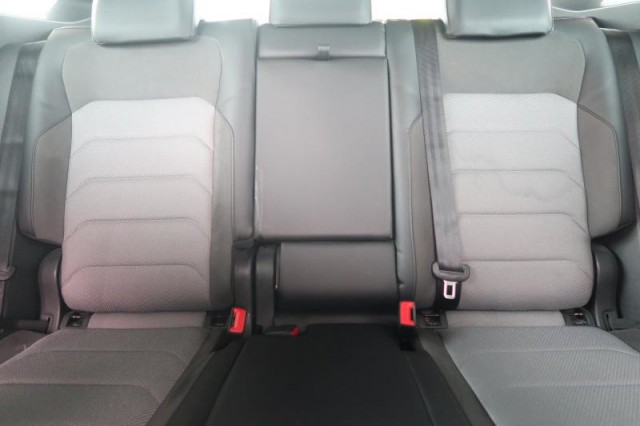 Volkswagen Tiguan  2.0 TDI R-Line