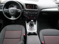 Audi Q5  2.0 TDI basis