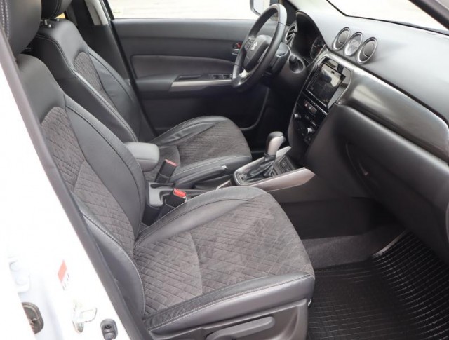 Suzuki Vitara  1.4 BoosterJet Elegance