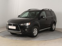 Mitsubishi Outlander  2.2 DI-D Instyle