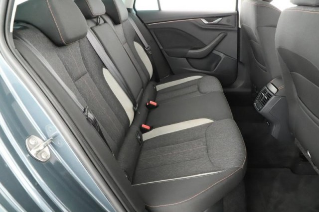 Škoda Kamiq  1.5 TSI 
