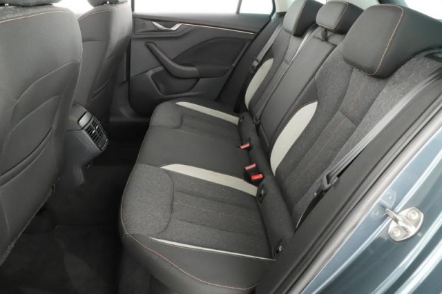 Škoda Kamiq  1.5 TSI 