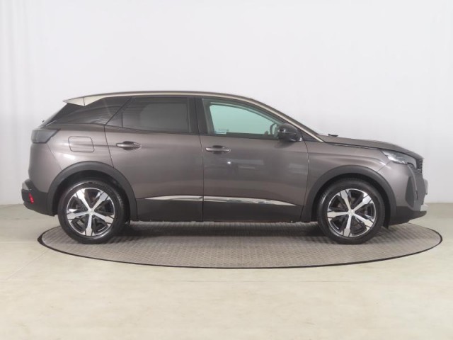 Peugeot 3008  1.5 BlueHDi Allure