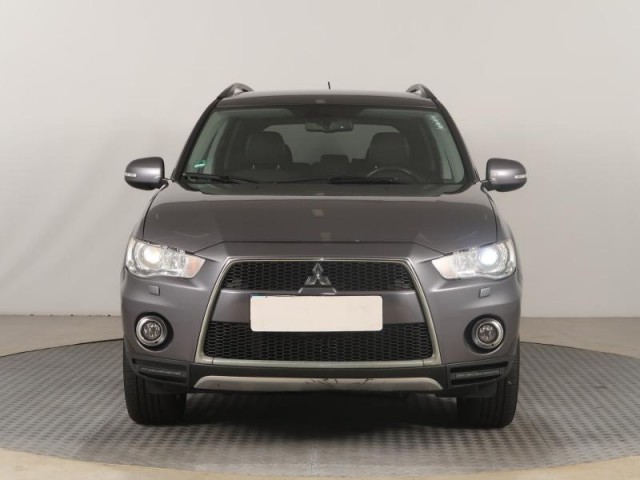 Mitsubishi Outlander  2.2 DI-D 