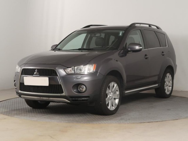 Mitsubishi Outlander  2.2 DI-D 