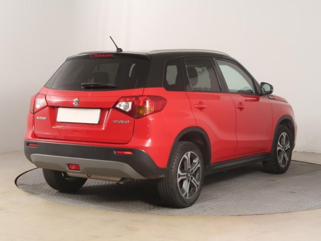 Suzuki Vitara  1.6 VVT Elegance
