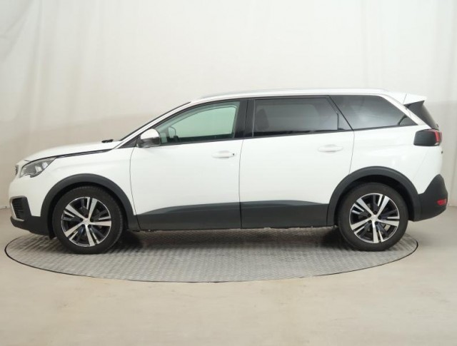 Peugeot 5008  1.5 BlueHDi 