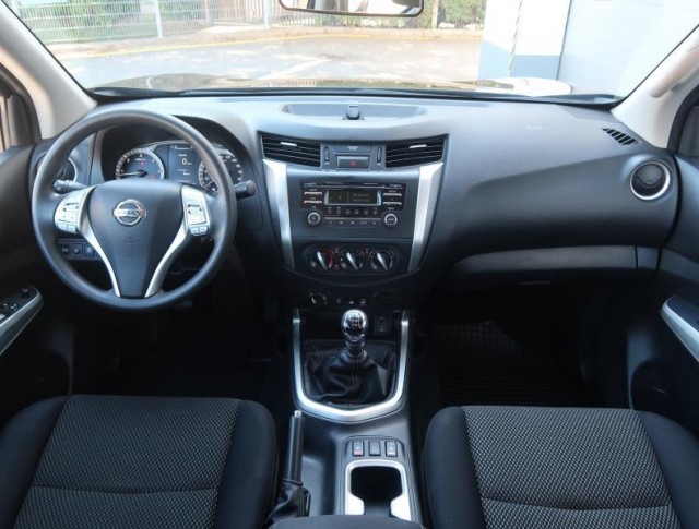 Nissan Navara  2.3 dCi 