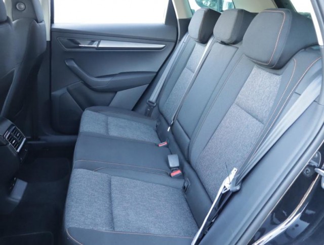 Škoda Karoq  1.5 TSI Ambition