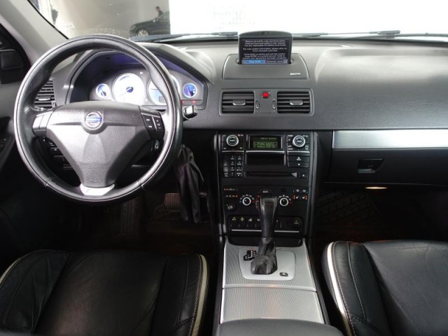 Volvo XC90  D5 R-Design