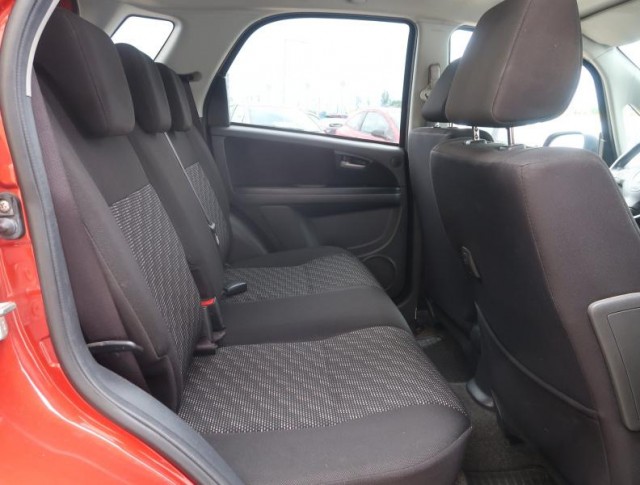 Suzuki SX4  1.6 VVT 