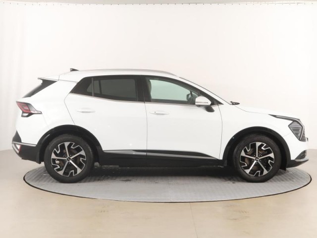 Kia Sportage  1.6 T-GDI MHEV 