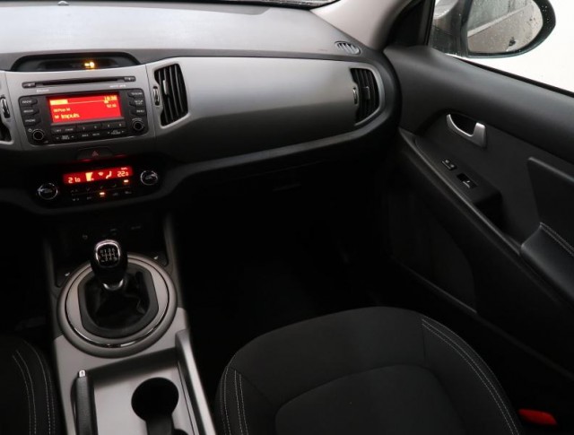 Kia Sportage  2.0 CRDi 