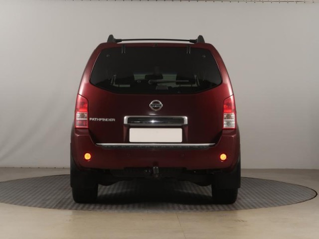 Nissan Pathfinder  2.5 dCi 