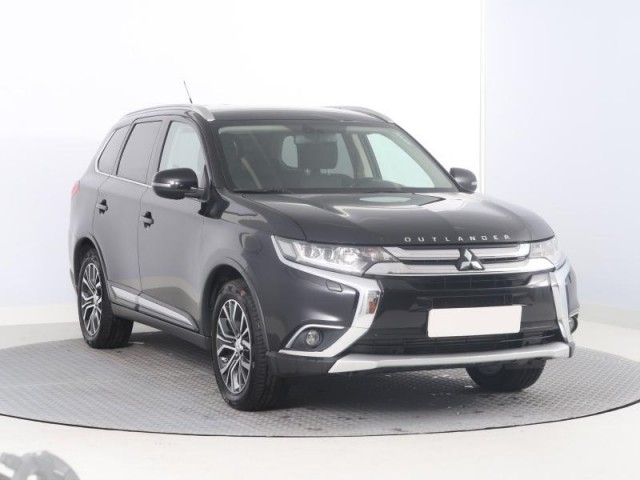 Mitsubishi Outlander  2.2 DI-D 