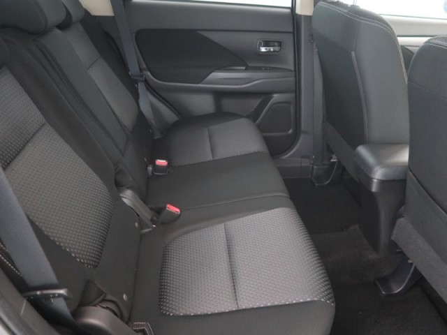 Mitsubishi Outlander  2.2 DI-D 