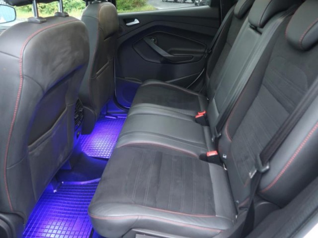 Ford Kuga  2.0 EcoBoost ST-Line