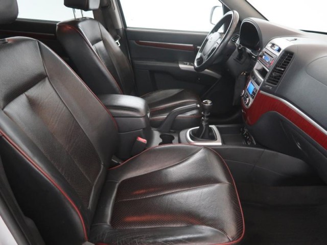 Hyundai Santa Fe  2.2 CRDi 