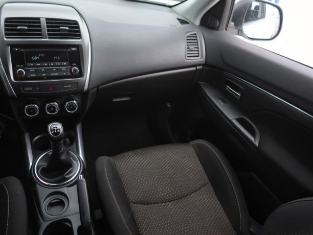 Mitsubishi ASX  1.6 MIVEC 