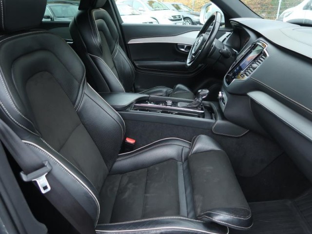 Volvo XC90  D5 AWD R-Design