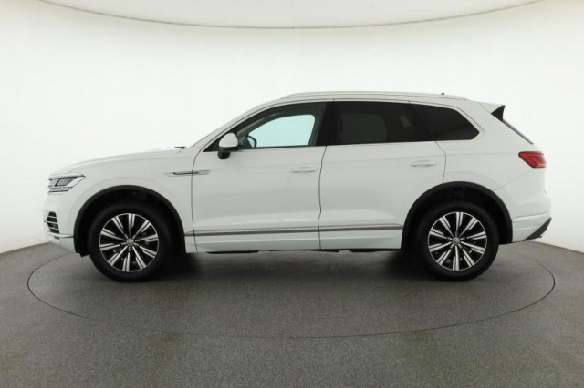 Volkswagen Touareg  3.0 TDI 