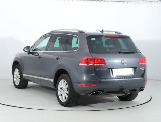 Volkswagen Touareg  3.0 TDI 