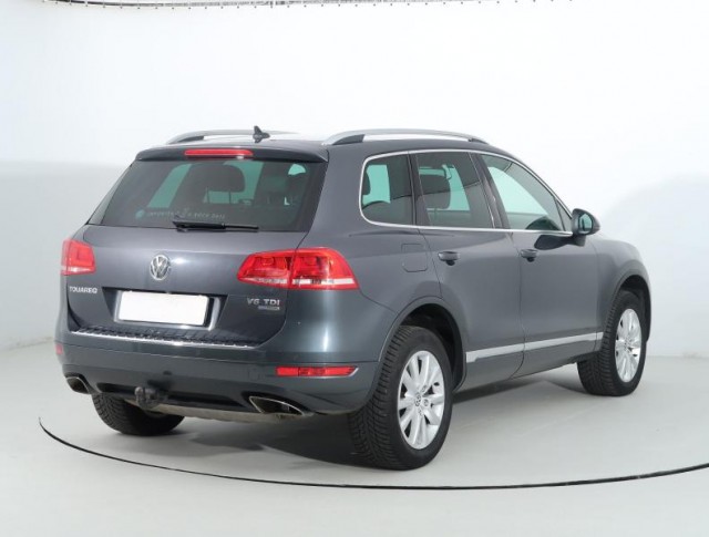Volkswagen Touareg  3.0 TDI 