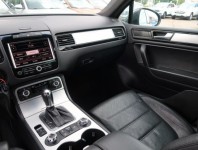 Volkswagen Touareg  3.0 TDI 
