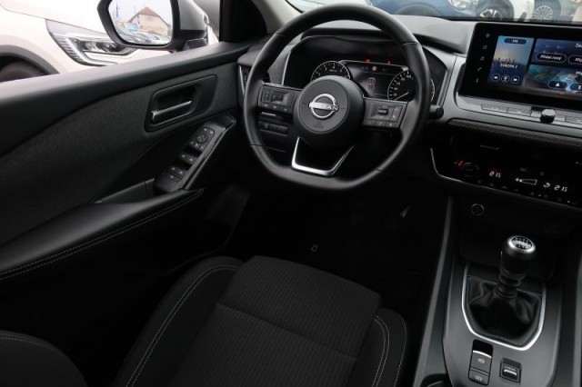 Nissan Qashqai  1.3 DIG-T MHEV 