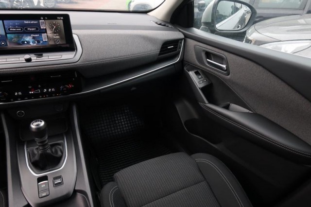 Nissan Qashqai  1.3 DIG-T MHEV 