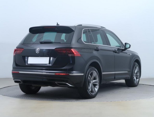 Volkswagen Tiguan  2.0 BiTDI R-Line