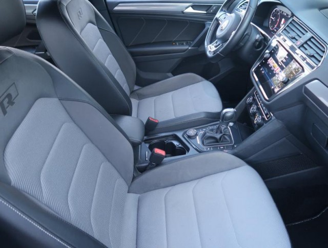 Volkswagen Tiguan  2.0 BiTDI R-Line