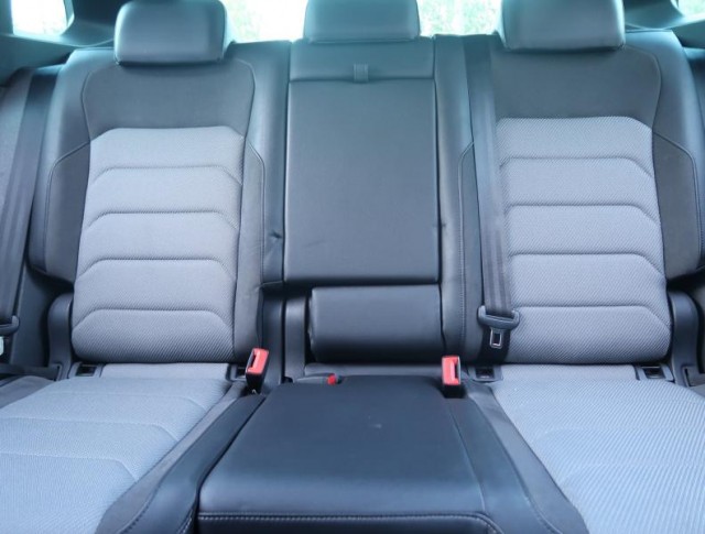 Volkswagen Tiguan  2.0 BiTDI R-Line