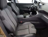 Peugeot 3008  2.0 BlueHDi Allure