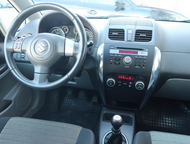 Suzuki SX4  1.6 VVT 
