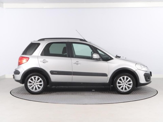Suzuki SX4  1.6 VVT 