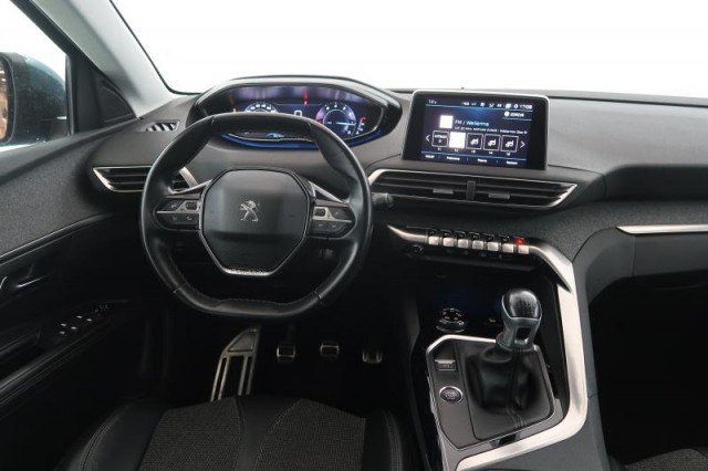Peugeot 5008  PureTech 130 