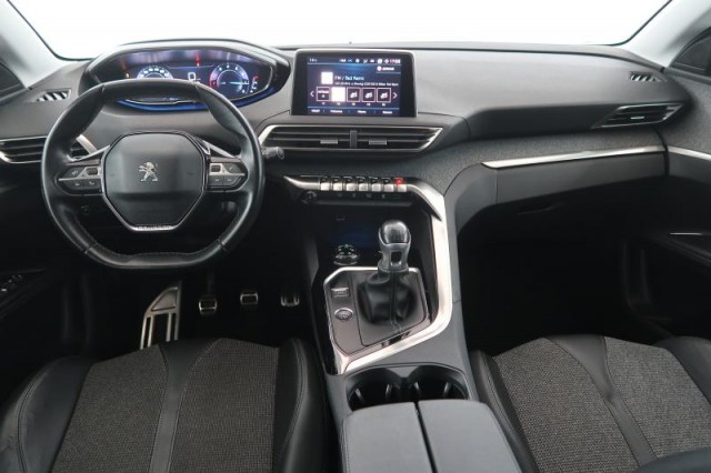 Peugeot 5008  PureTech 130 