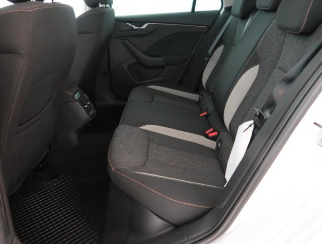 Škoda Kamiq  1.0 TSI Style