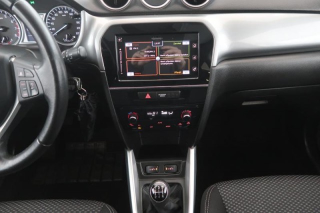 Suzuki Vitara  1.6 VVT 