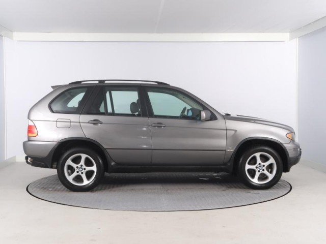BMW X5  3.0i 